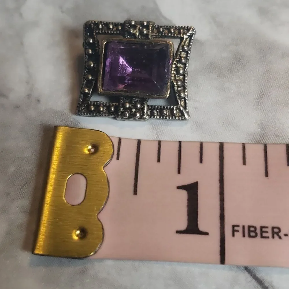 ‎Vintage Small Purple Gemstone Pin/Brooche